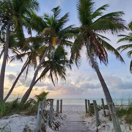 Beautifully Renovated Summer Of 2020 Come And Enjoy This Lovely Unit Key West Exteriör bild