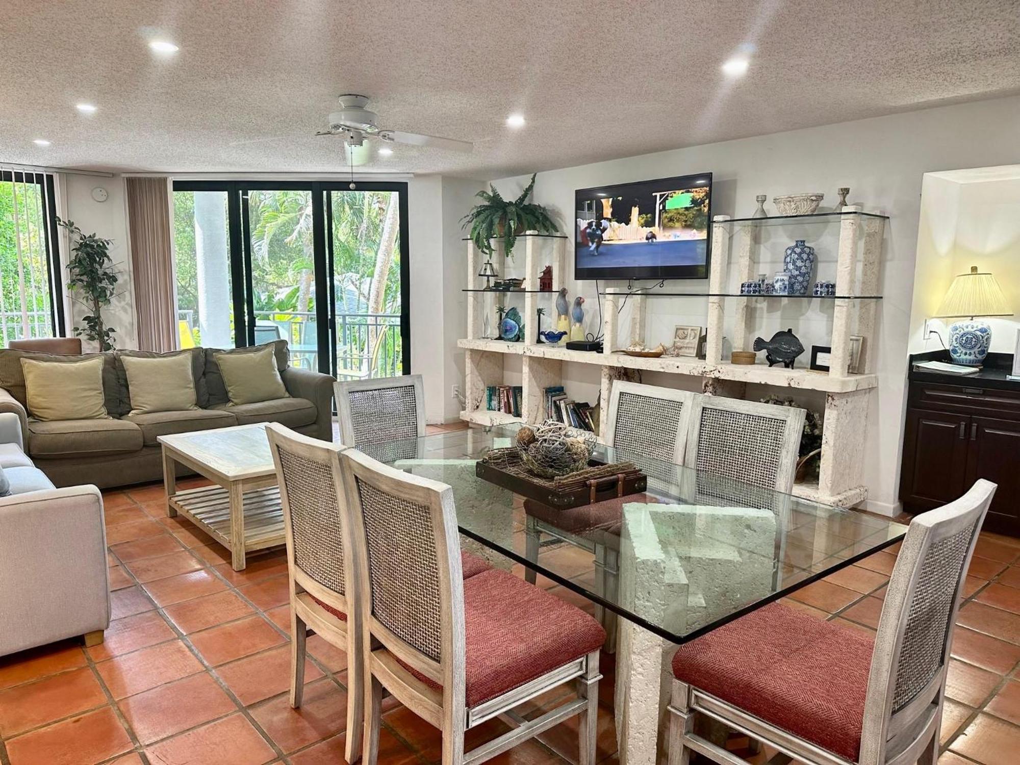 Beautifully Renovated Summer Of 2020 Come And Enjoy This Lovely Unit Key West Exteriör bild