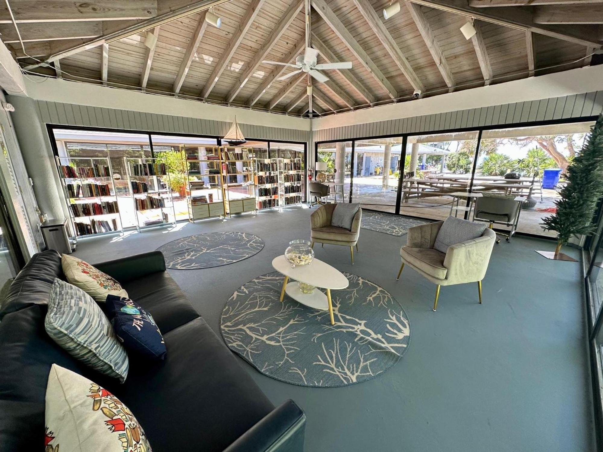 Beautifully Renovated Summer Of 2020 Come And Enjoy This Lovely Unit Key West Exteriör bild